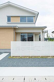 目隠しフェンス