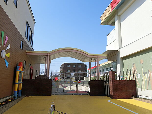橋目幼稚園(約628m)