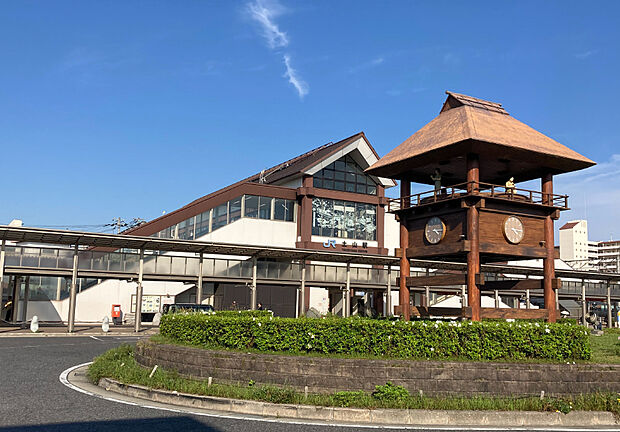 【都心へ直通!カーアクセスも良好】JR山陽本線「土山」駅まで自転車9分。快速で大阪方面へ乗り換えなしでアクセス可能!第二神明道路が北側を走り、ご家族揃ってドライブや遠方へのお出掛けもスムーズです。