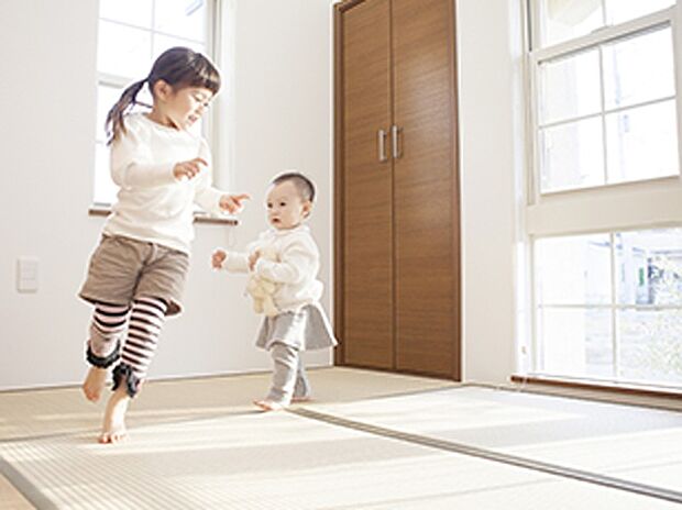 【建物20年長期保証】長期保証内容について建物を10年保証。5年ごとの有償メンテナンスを実施いただくことで保証を20年まで延長することができます。