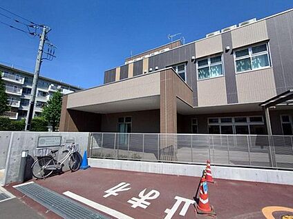 西上尾しらぎく幼稚園  約450m(徒歩約6分)