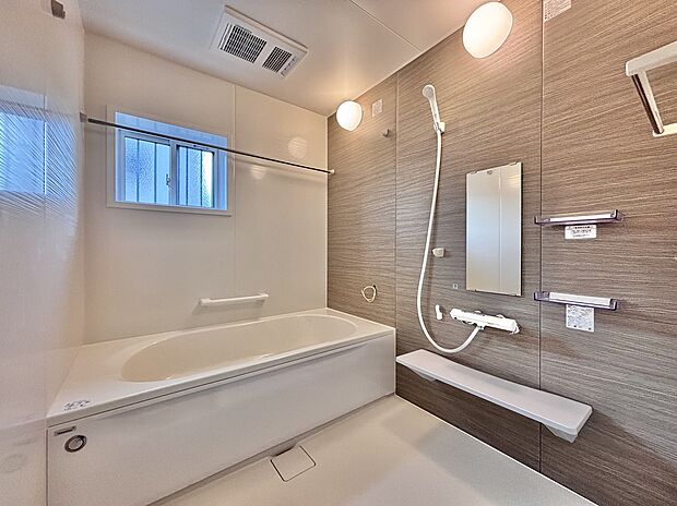 【1号棟 浴室】1.25坪と注文住宅仕様!