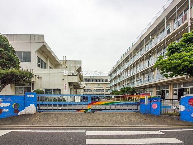 高階北小学校（約960m）