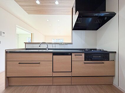 トクラス：システムキッチン（人造大理石シンク）