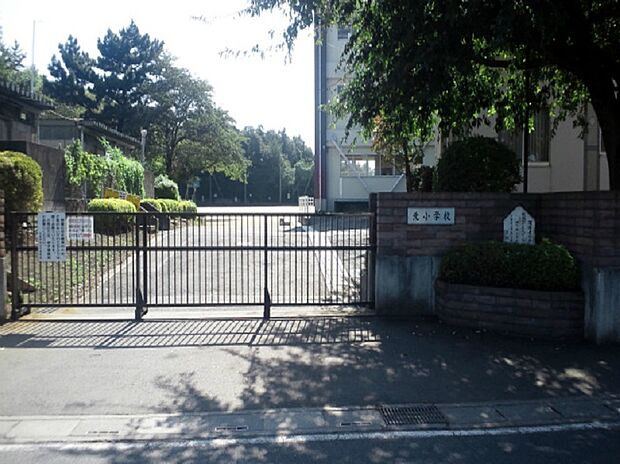 北本市立北小学校(約800m)
