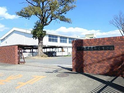 伊勢崎市立殖蓮中学校 約990m(徒歩約13分)