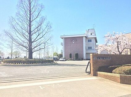川里中学校 約2,110m(徒歩27分)