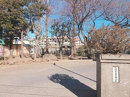 館林市立第一中学校 約2,060m～2,080m(徒歩約26分)