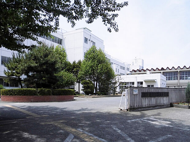 上柴西小学校