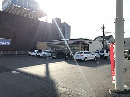 セブンイレブン館林本町店 約520m(徒歩7分)