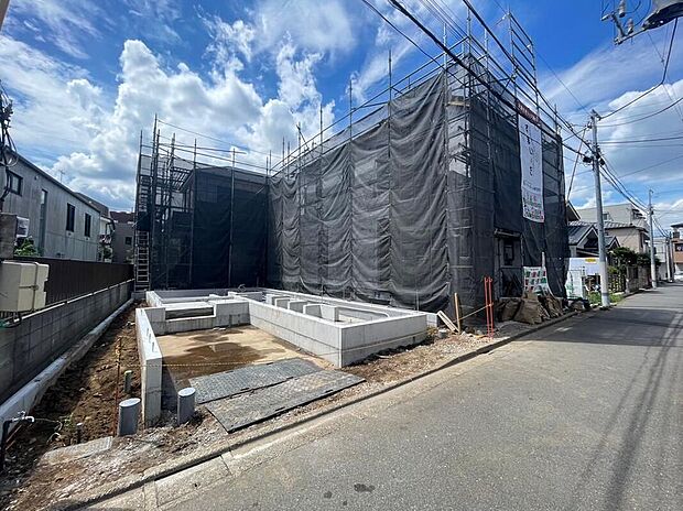 9月完成予定です！「新桜台」駅徒歩3分の恵まれたロケーション♪栄町公園徒歩圏の緑豊かな住環境です。