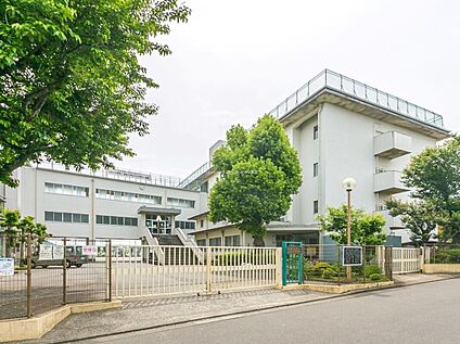 三鷹市立第五中学校 290m(徒歩4分)