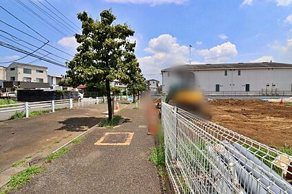 前面道路含む現地写真