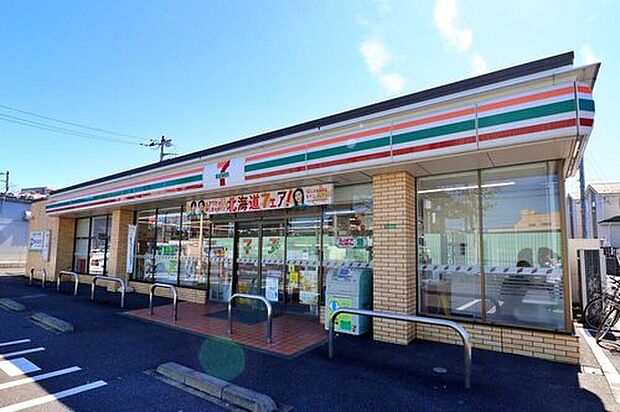 セブンイレブン練馬インター店（約390m）