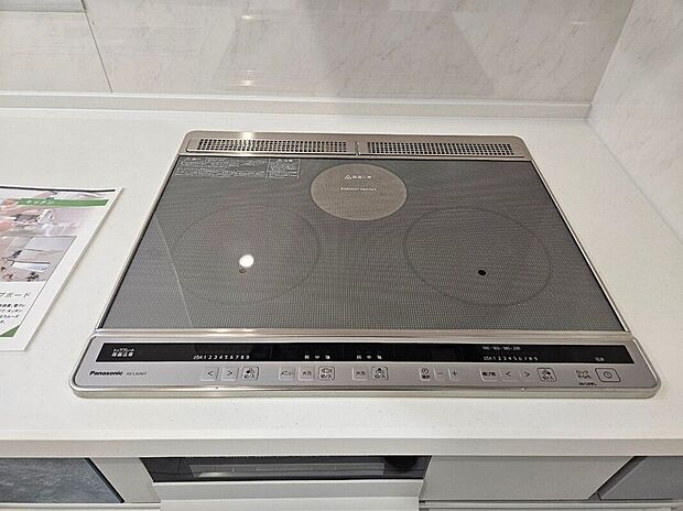 【その他設備】☆IHクッキングヒーター☆火を使わないので火事の心配がグッと減ります♪お掃除も楽チン♪