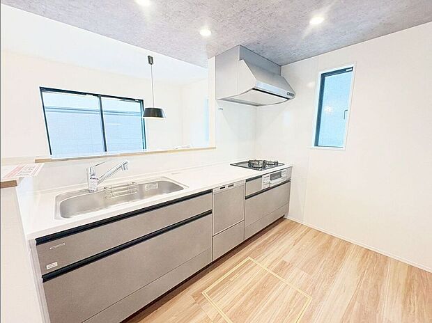 【その他設備】ハッキリと映るモニター付きで来訪者を事前に確認できます♪