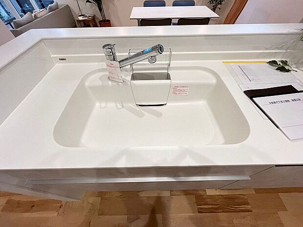 【その他設備】広いシンクで洗い物も余裕のスペース♪