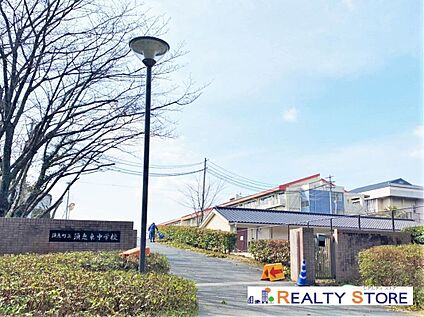 須恵町立須恵東中学校 800m