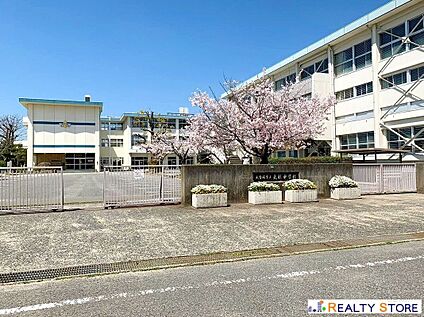 大野城市立大利中学校 600m