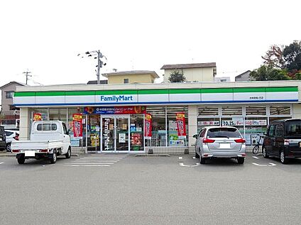 ファミリーマート太宰府梅ヶ丘店 800m
