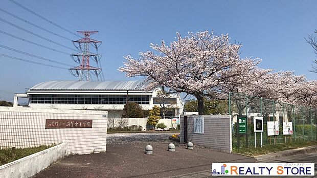 筑紫野市立筑紫東小学校（約750m）