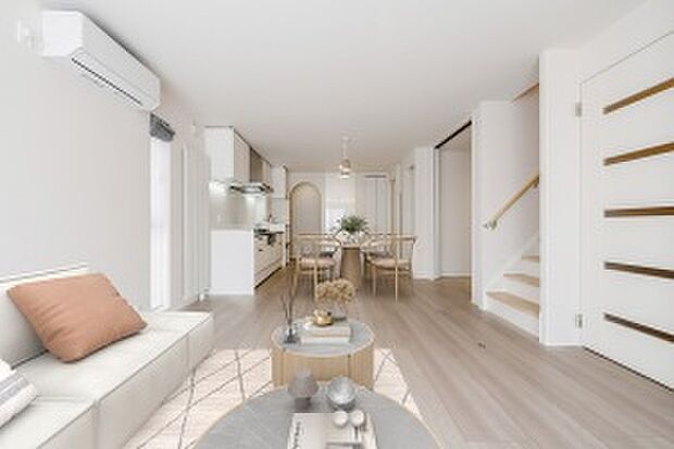 【加工後LDK】2025年5月撮影（※画像は実際の写真に家具・調度品をCG合成したものです。写真の中の家具・調度品は販売価格に含まれません。）