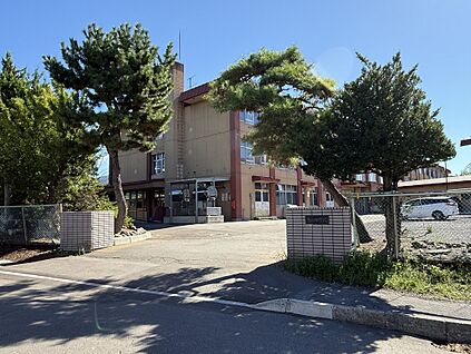 赤川中学校 徒歩12分