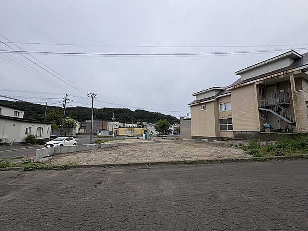 【【区画4】北西側から撮影】169.39m2(51.24坪)の広々宅地(2026年9月撮影)