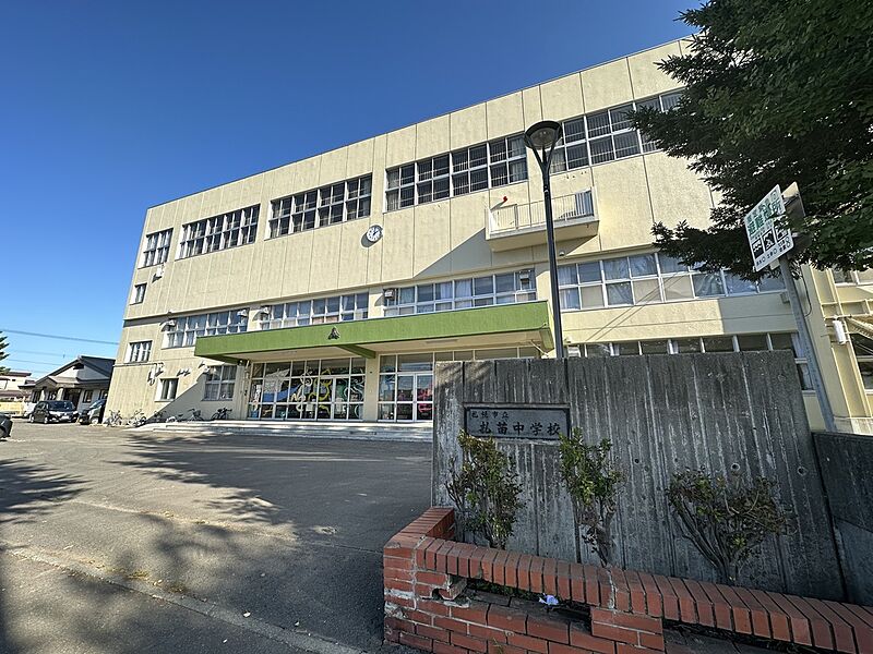 【学校】札苗中学校（2023年10月撮影）