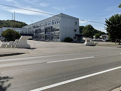 札内中学校 徒歩3分