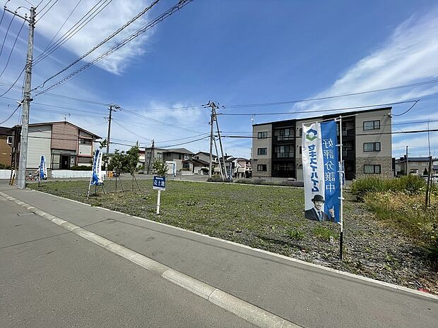 【【区画2】南側から撮影】JR百合が原駅まで徒歩9分。通勤・通学に便利♪(2025年6月撮影)