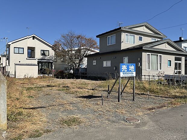 【現地写真】南向きの平坦な宅地(2025年10月撮影)