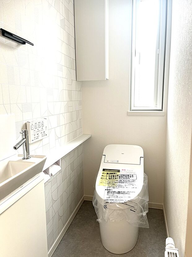 【1階トイレ】手洗い器を別で備えた1階トイレ(2026年2月撮影)