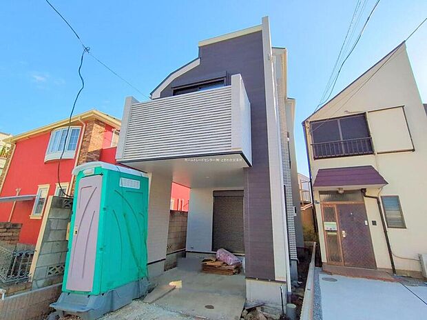 ☆外観の様子☆
都心方面へスムーズにつながる、JR6路線、東京メトロ南北線が利用できます。
○JR各線「赤羽」駅歩17分
○東京メトロ南北線「志茂」駅歩9分