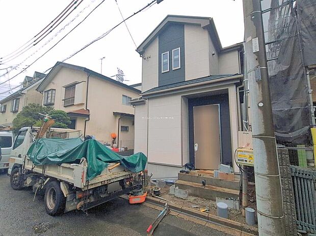 ☆外観の様子☆地震に強い家。確かな品質、柔軟性のある家。長く安心して住める長期優良住宅。住宅性能表示「建設」「設計」Ｗ取得！納得のできるお家探し、お手伝いいたします。