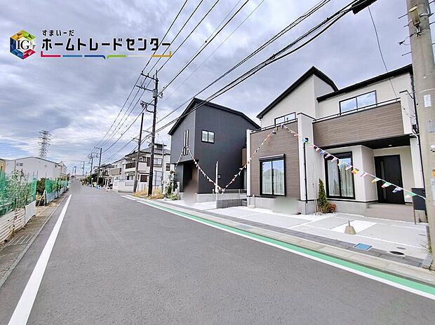 【前面道路含む現地写真】カースペースございます。
平日・お仕事帰りなど、いつでもご案内いたします！お気軽にお問い合わせ下さい。