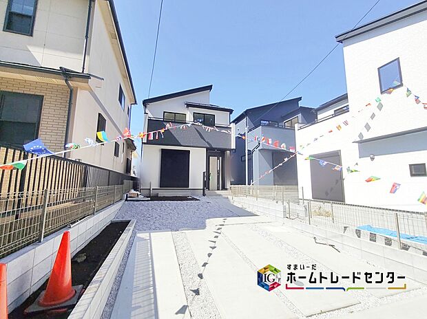 【現地外観写真】長期優良住宅。減税・控除優遇!
住宅性能表示「建設」「設計」W取得♪
地震に強い家。
