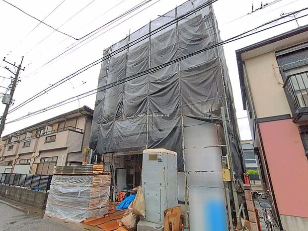 【現地外観写真】通勤・通学時間短縮で家族時間が増えそう♪お買い物施設や教育施設も近く、住環境良好です♪
