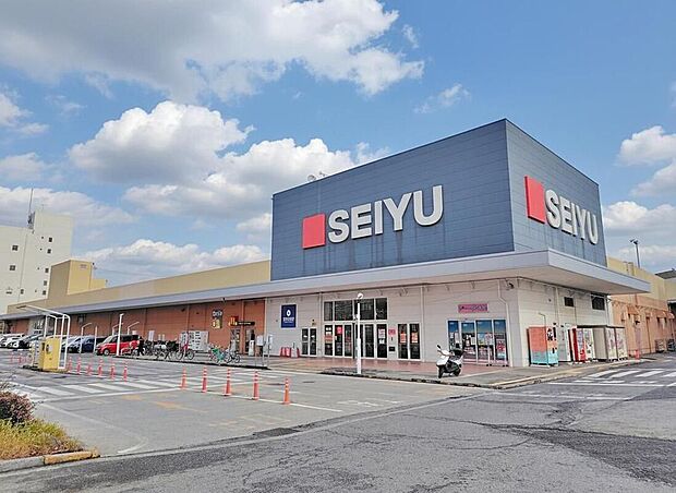 西友新座店(約180m)