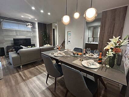 リビングダイニング