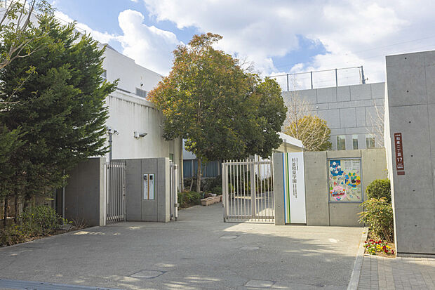 杉並区立和泉中学校