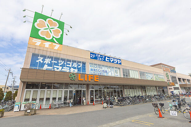 ライフ奥戸店