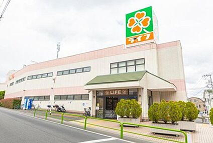 ライフ 石神井台店 770m(徒歩10分(約730m～770m))