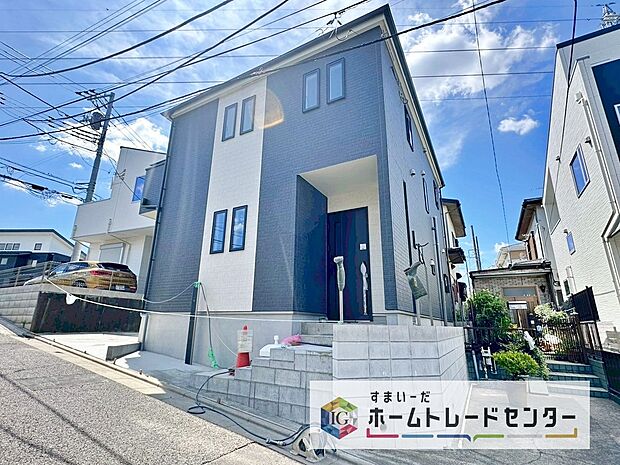 今から見たい！大歓迎です♪ お気軽にホームトレードセンターまでお問い合わせください。 閑静な街並みの分譲地を是非現地にてご覧ください。 近隣の物件も併せてご紹介することも可能です。