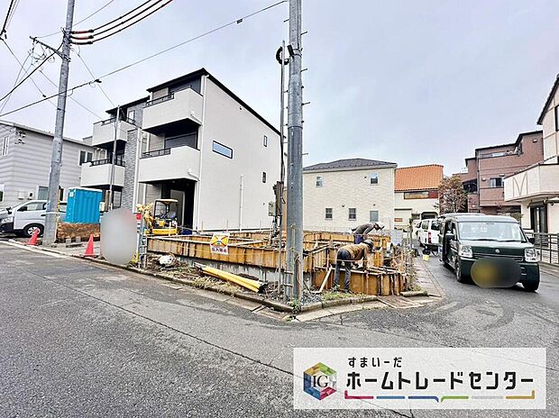 今から見たい!大歓迎です♪ お気軽にホームトレードセンターまでお問い合わせください。 閑静な街並みの分譲地を是非現地にてご覧ください。 近隣の物件も併せてご紹介することも可能です。