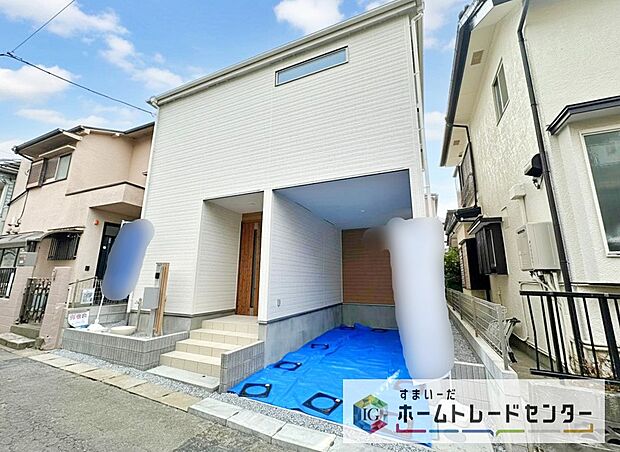 土日だけでなく平日のご見学予約もお待ちしております。お仕事などのご予定に合わせたご都合を教えてください！ご希望に合わせたご紹介をさせていただきます！お気軽にお問い合わせください。