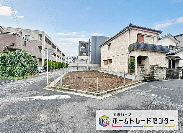 一戸建ての大きなメリットは、「自分の土地」を自由に使えること。好きなペットが飼えるほか、ガーデニングやDIY、車やバイクの手入れなど様々な趣味を楽しめます♪