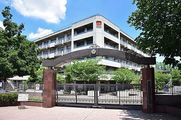 さいたま市立大原中学校(約850m)