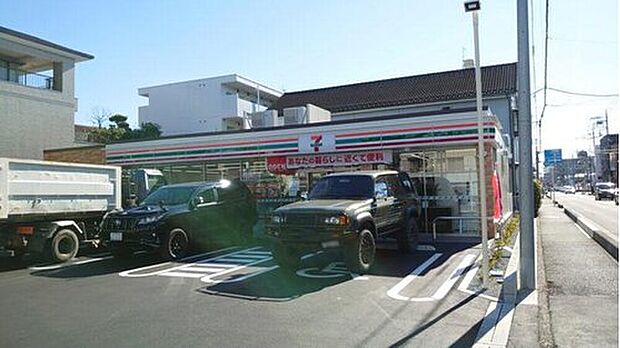 セブンイレブン川口上青木1丁目店（約550m）