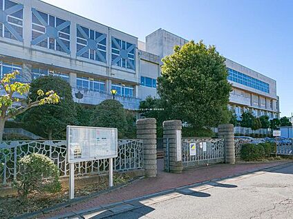 川口市立安行東中学校 1500m(徒歩１９分)